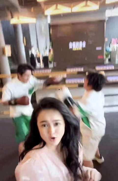 冉莹颖爆料儿子视频大全,温馨视频大全回顾 第3张 冉莹颖爆料儿子视频大全,温馨视频大全回顾 第3张